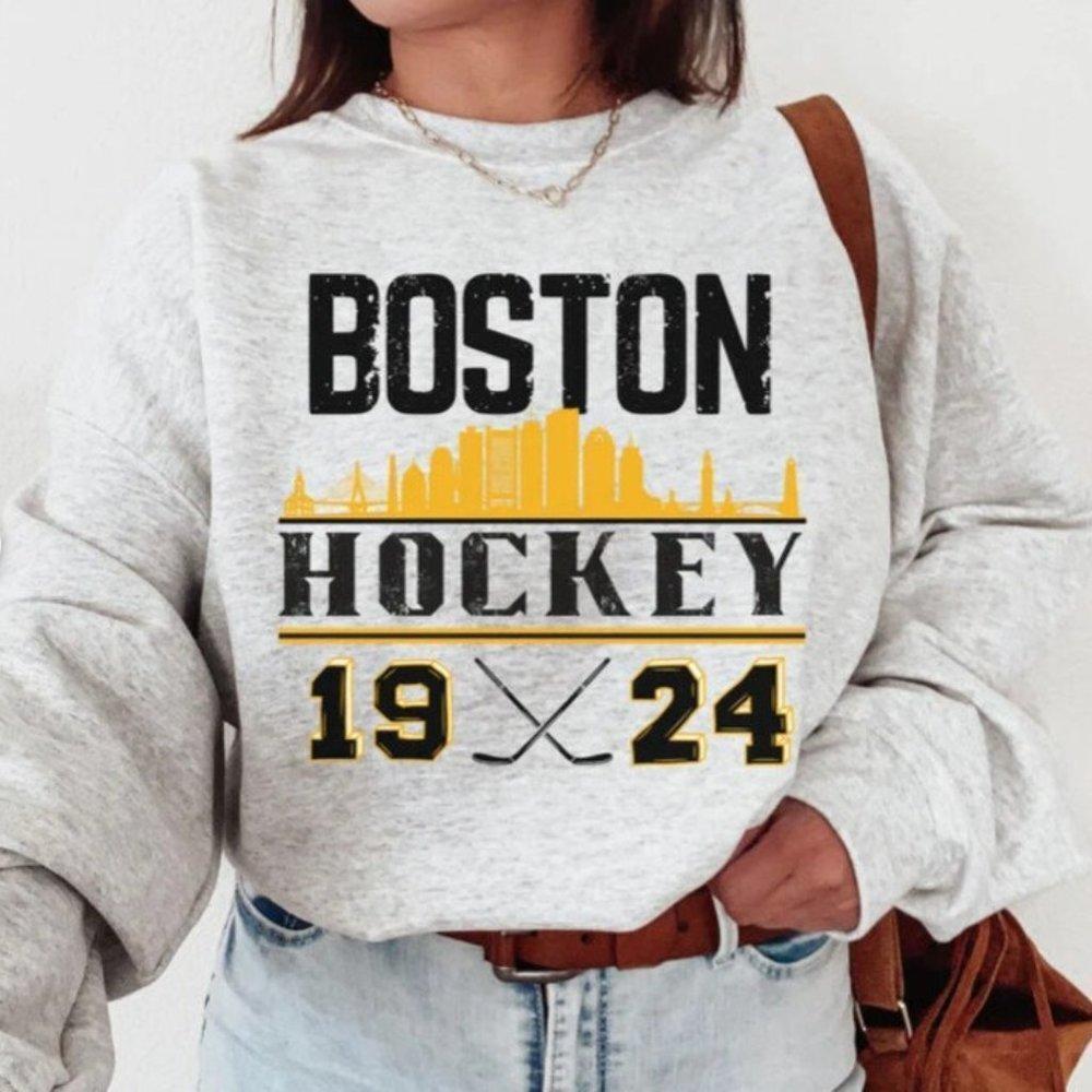 Retro 1924 Boston Hockey Bruins Fan Streetwear Gift Sweatshirt